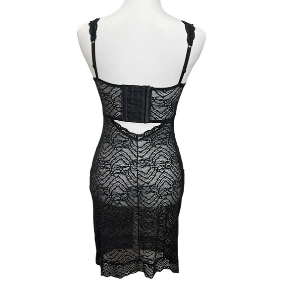 Intimissimi Eleonora Lace Slip Women’s Size XS Black V-Neck Adjustable Straps - Picture 7 of 12